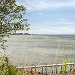 By The Bay A Thatched House Lies So Beautifully Дом отдыха Norre Aby