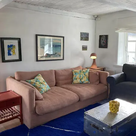 Casa vacanze By The Bay A Thatched House Lies So Beautifully *