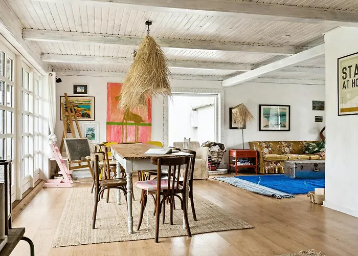 By The Bay A Thatched House Lies So Beautifully *