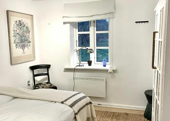 By The Bay A Thatched House Lies So Beautifully Сasa de vacaciones