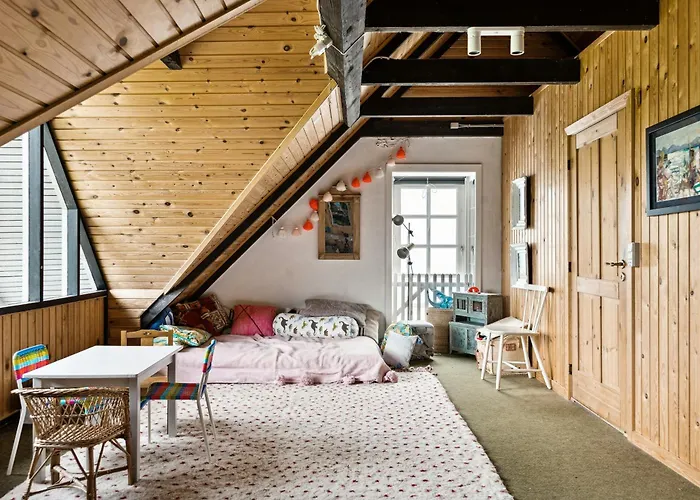 By The Bay A Thatched House Lies So Beautifully *