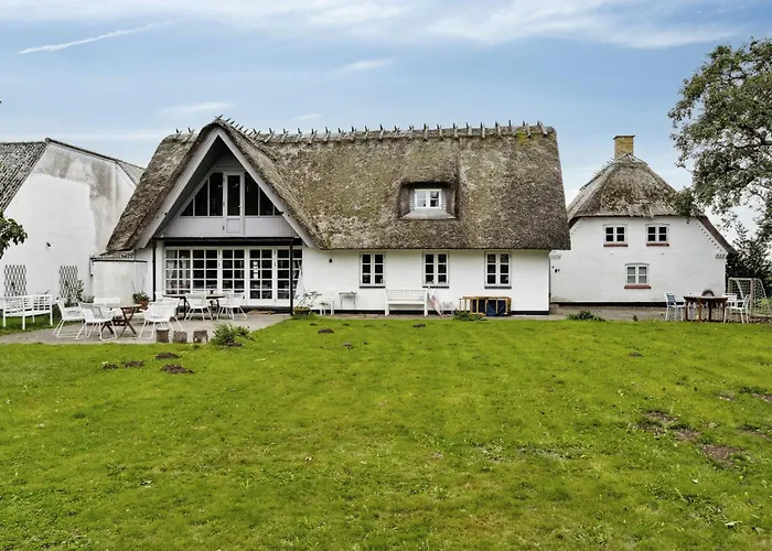 By The Bay A Thatched House Lies So Beautifully Casa vacanze *