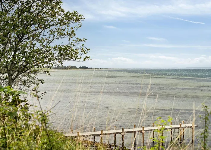 By The Bay A Thatched House Lies So Beautifully Casa vacanze Norre Aby